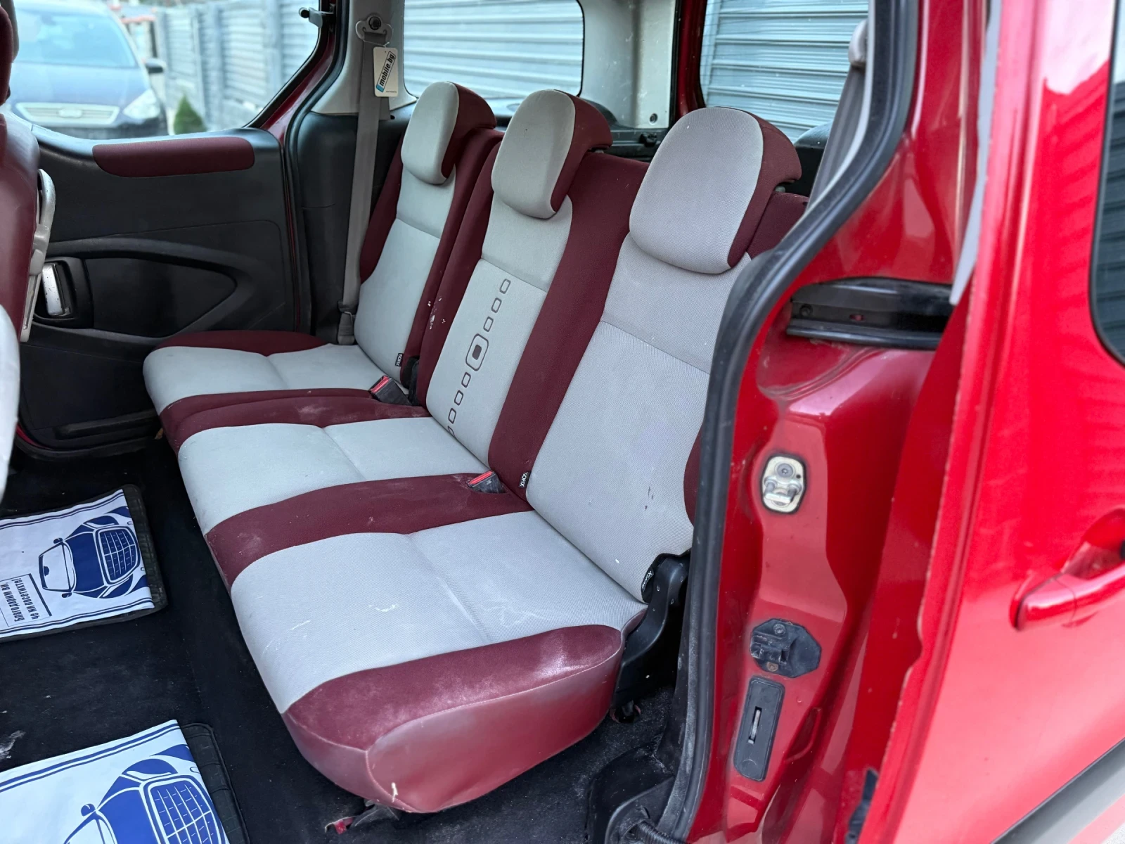 Citroen Berlingo Euro 5, снимка 10 - Автомобили и джипове - 56233519