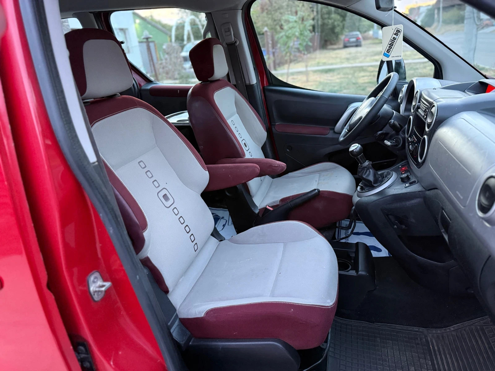 Citroen Berlingo Euro 5, снимка 12 - Автомобили и джипове - 56233519