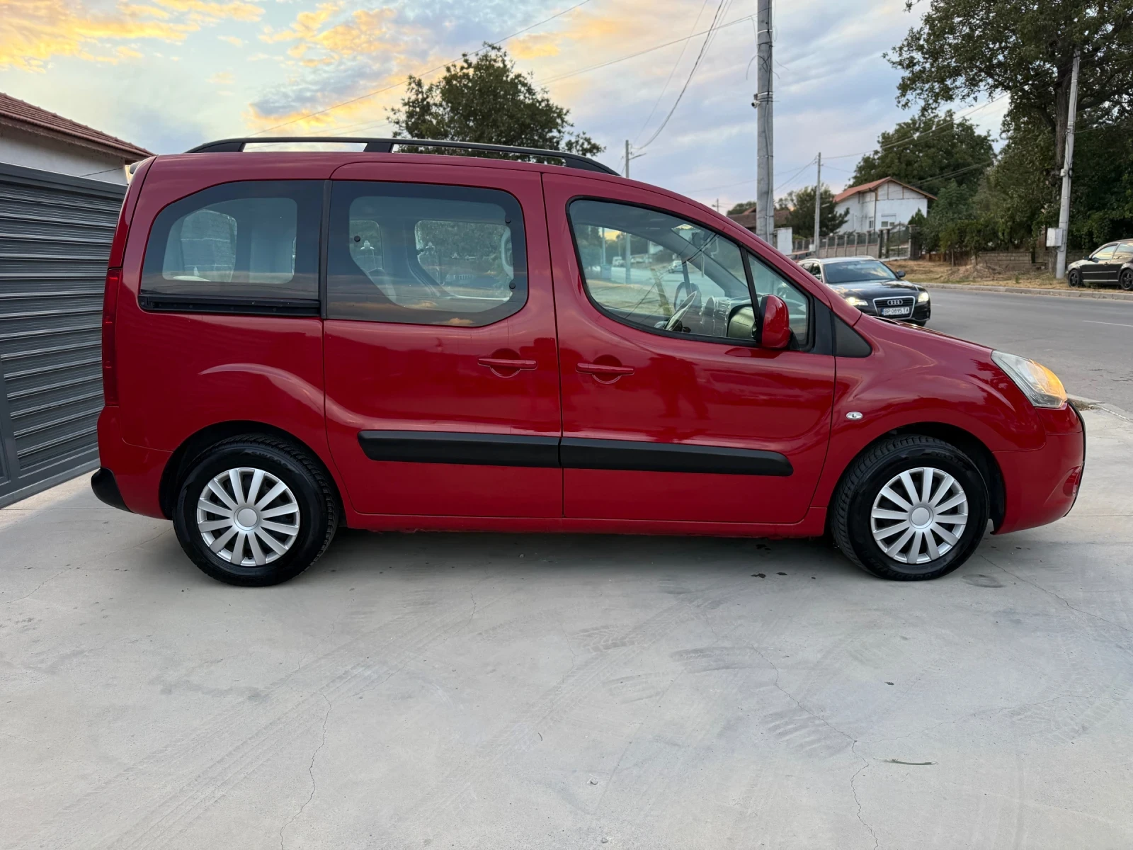 Citroen Berlingo Euro 5, снимка 2 - Автомобили и джипове - 56233519