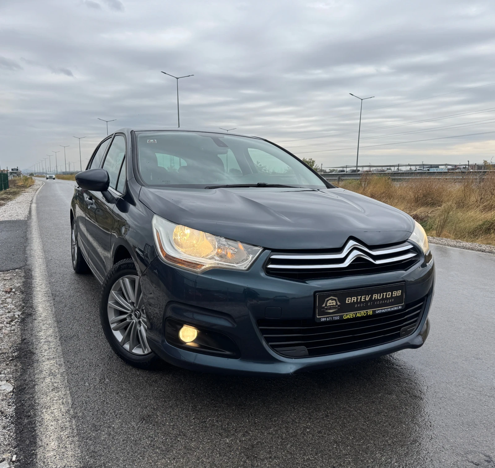 Citroen C4 1.4 VTi Business Line, снимка 2 - Автомобили и джипове - 56235131