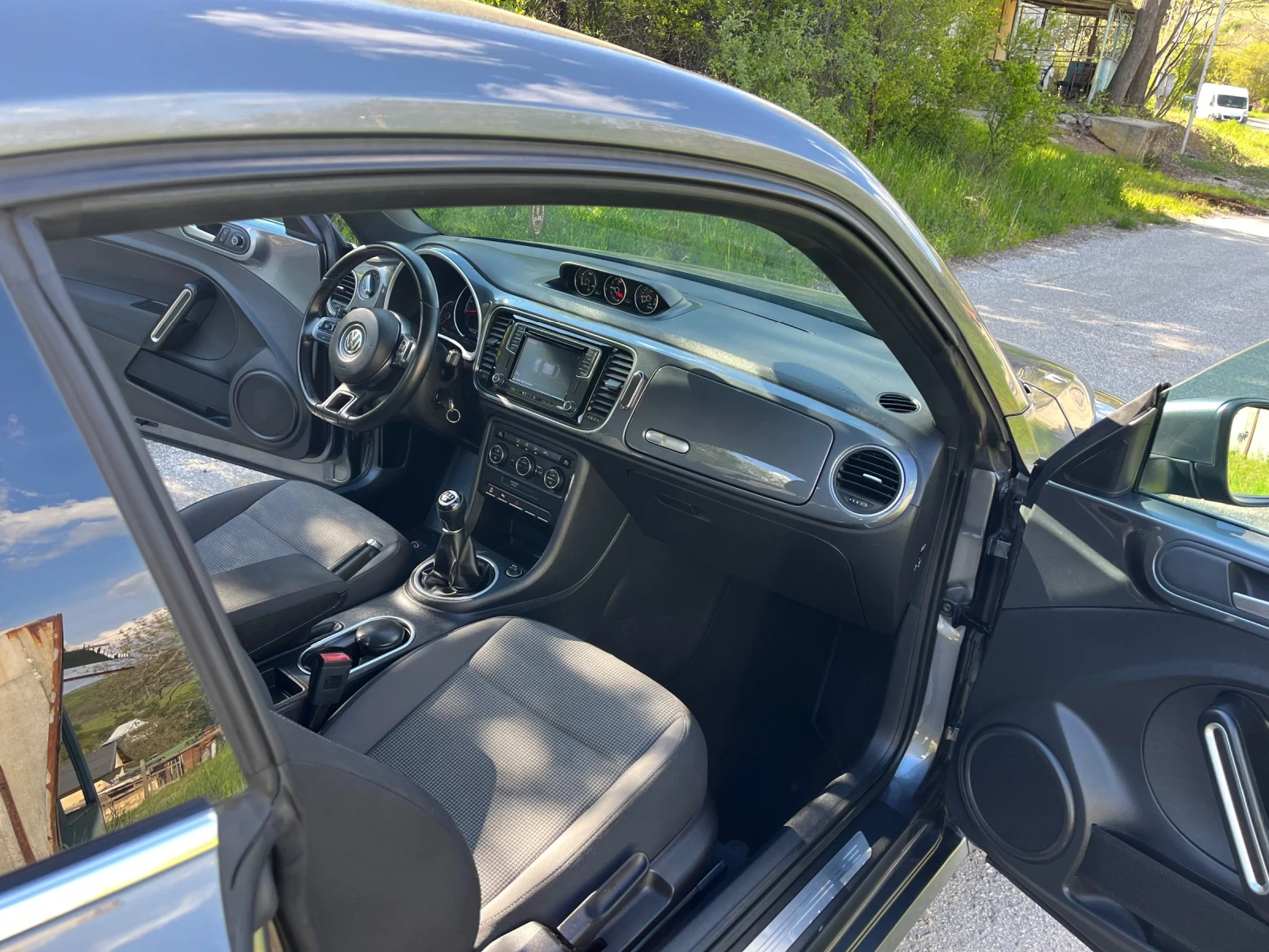 VW Beetle 2.0TDI  Coccinelle, снимка 9 - Автомобили и джипове - 56329893