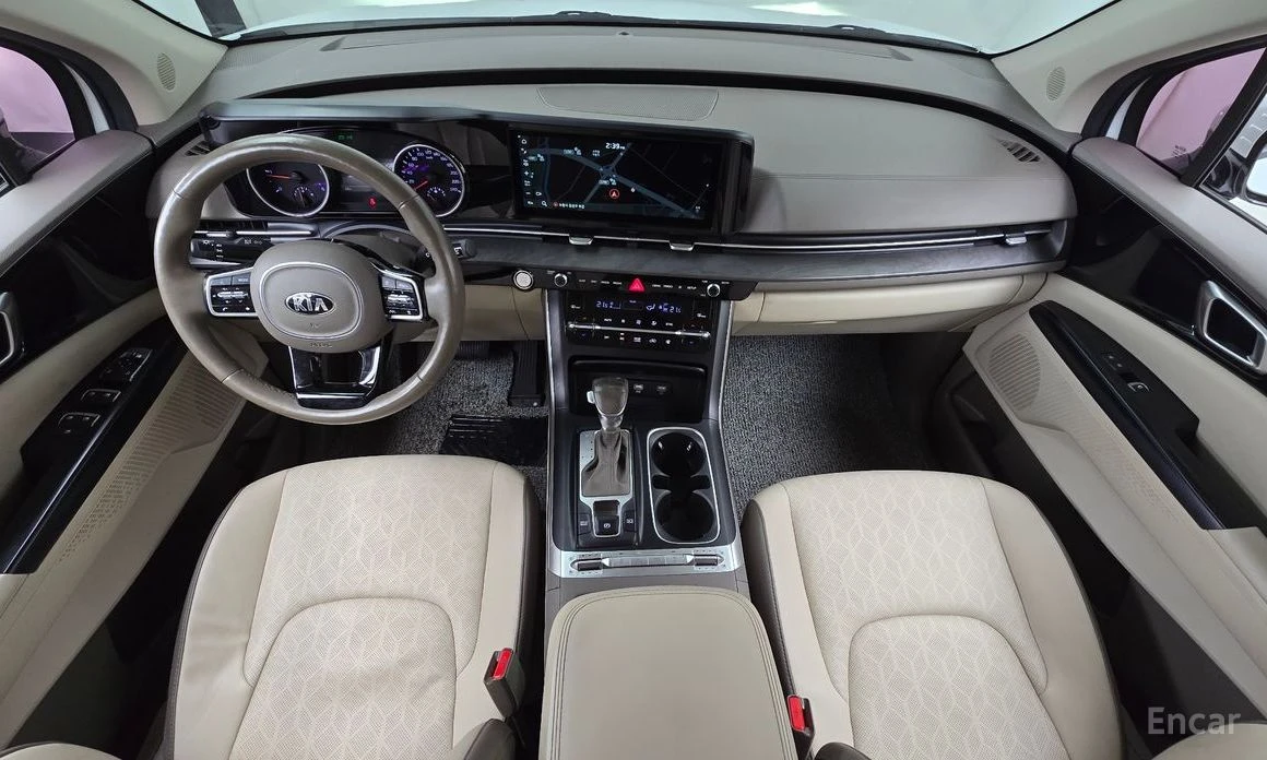 Kia Carnival, снимка 7 - Автомобили и джипове - 56597836