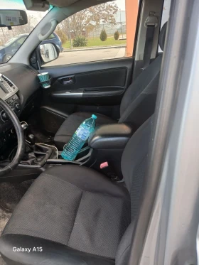 Toyota Hilux 2015 - 16500 € / 32271.19 лв. - 74606089 5