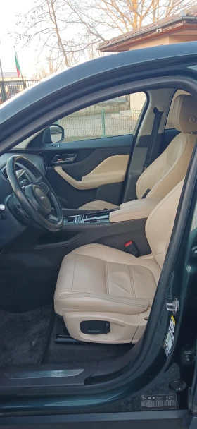 Jaguar F-PACE EXCLUSIVE/КОЖА/НАВИ/ЛЕД/БГ меню/НОВА!, снимка 9