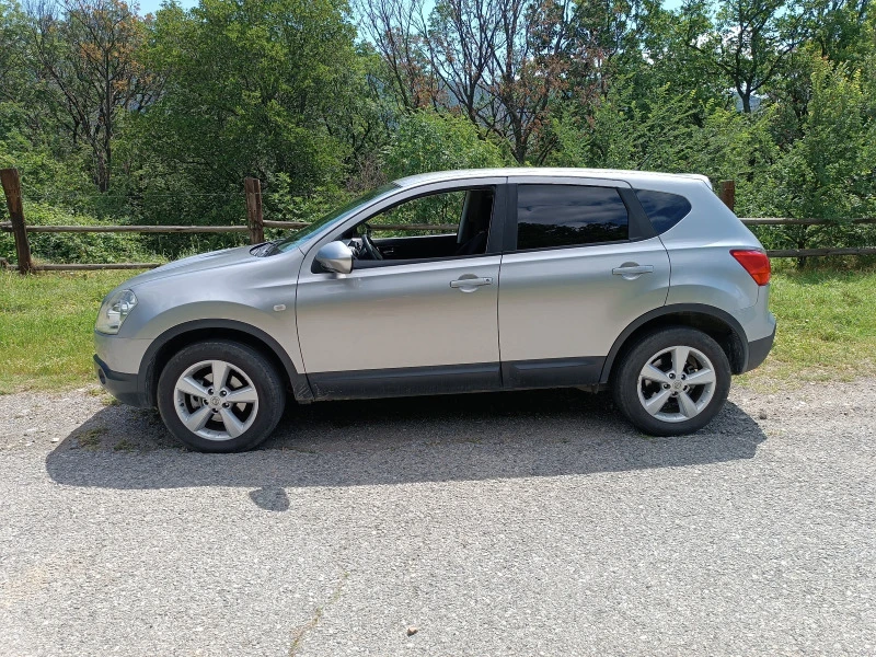 Nissan Qashqai, снимка 2 - Автомобили и джипове - 47516022