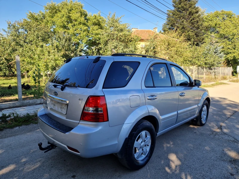 Kia Sorento 2.5CRDi 170к.с. FACELIFT ОТЛИЧЕН, снимка 4 - Автомобили и джипове - 47438089