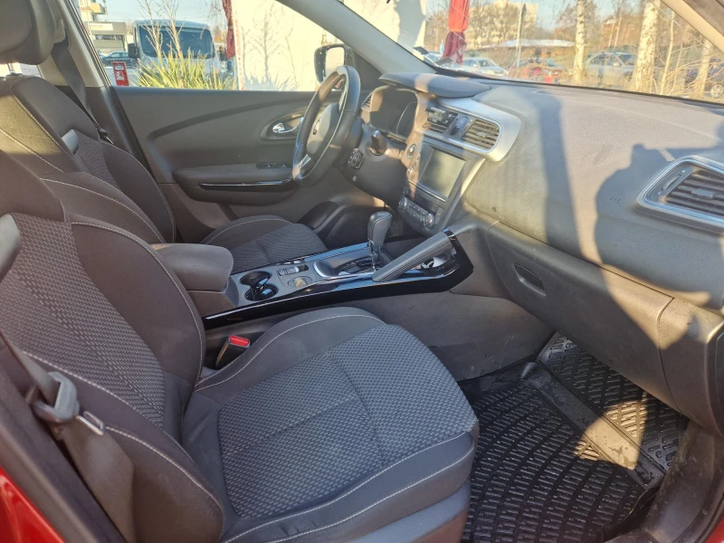 Renault Kadjar, снимка 3 - Автомобили и джипове - 49398304