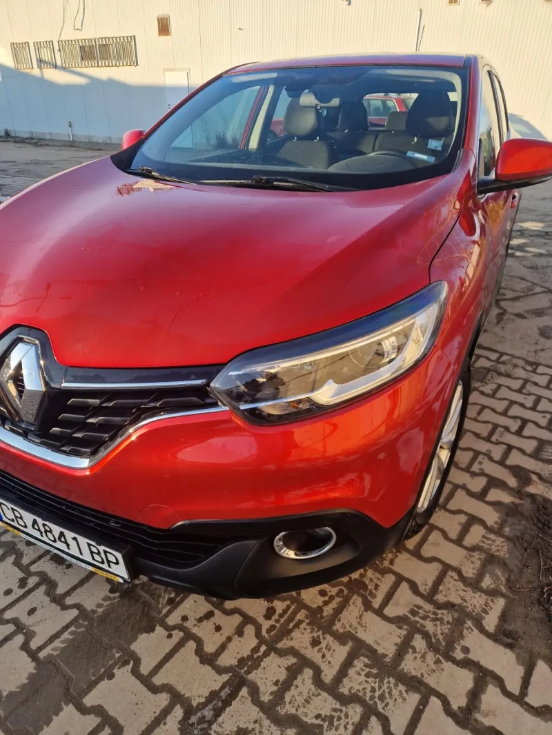 Renault Kadjar, снимка 2 - Автомобили и джипове - 49398304