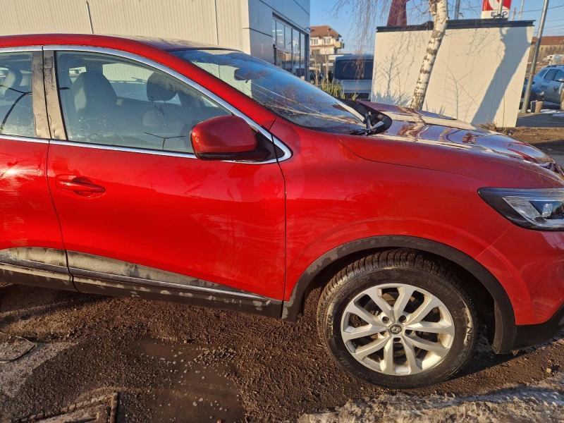 Renault Kadjar, снимка 4 - Автомобили и джипове - 49398304