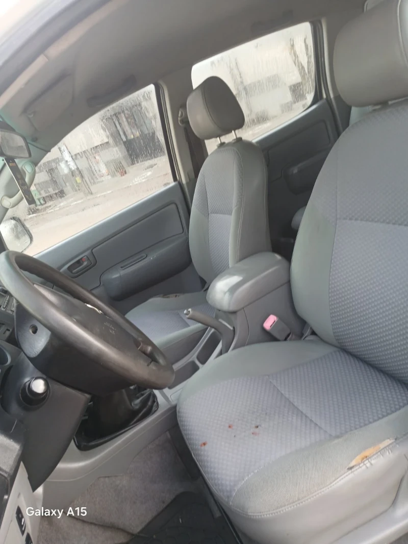 Toyota Hilux Пикап, снимка 8 - Автомобили и джипове - 52456914