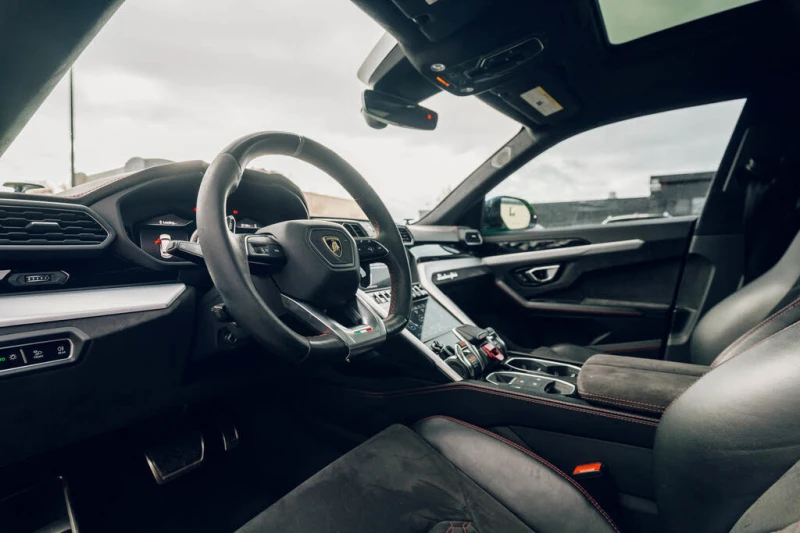 Lamborghini Urus V8 BiTurbo| КРАЙНА ЦЕНА, снимка 9 - Автомобили и джипове - 52839259