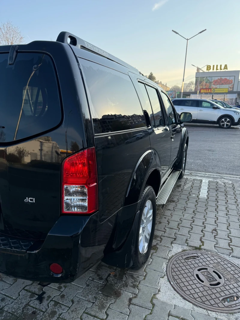 Nissan Pathfinder, снимка 6 - Автомобили и джипове - 52851675