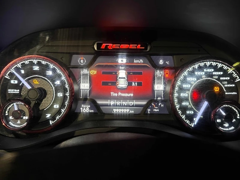 Dodge RAM 1500 2019 REBEL AWD * БЕЗ ПЪРВОНАЧАЛНА ВНОСКА* , снимка 8 - Автомобили и джипове - 53180984