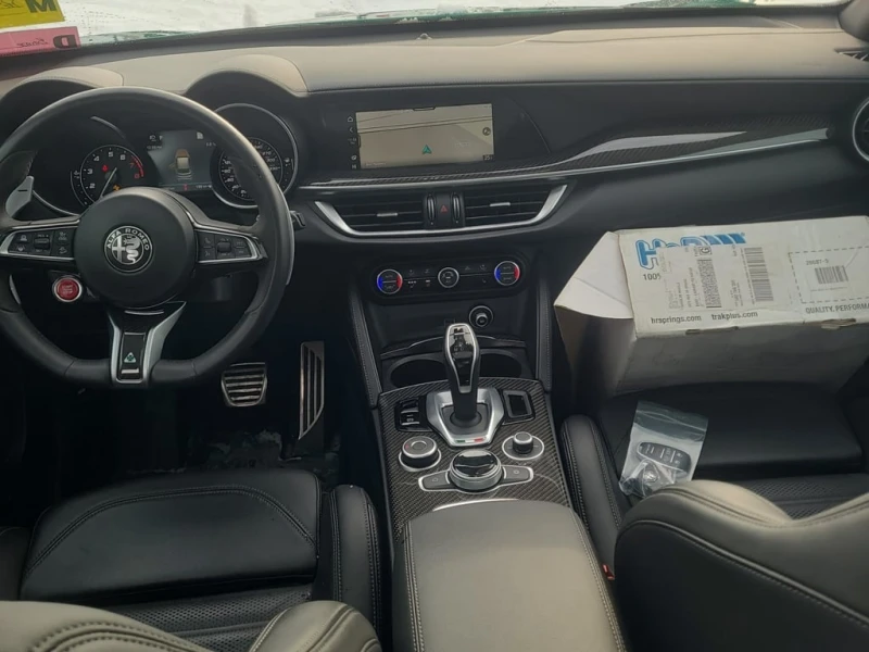 Alfa Romeo Stelvio * QUADRIFOGLIO * CARFAX * ФИНАНСИРАНЕ, снимка 11 - Автомобили и джипове - 53244537