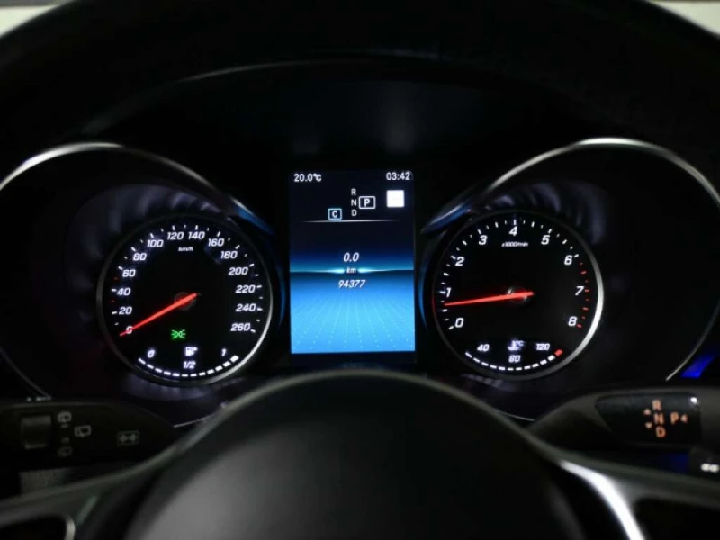 Mercedes-Benz GLC 300 Ambient Light 360CAM Navi, снимка 12 - Автомобили и джипове - 53327201