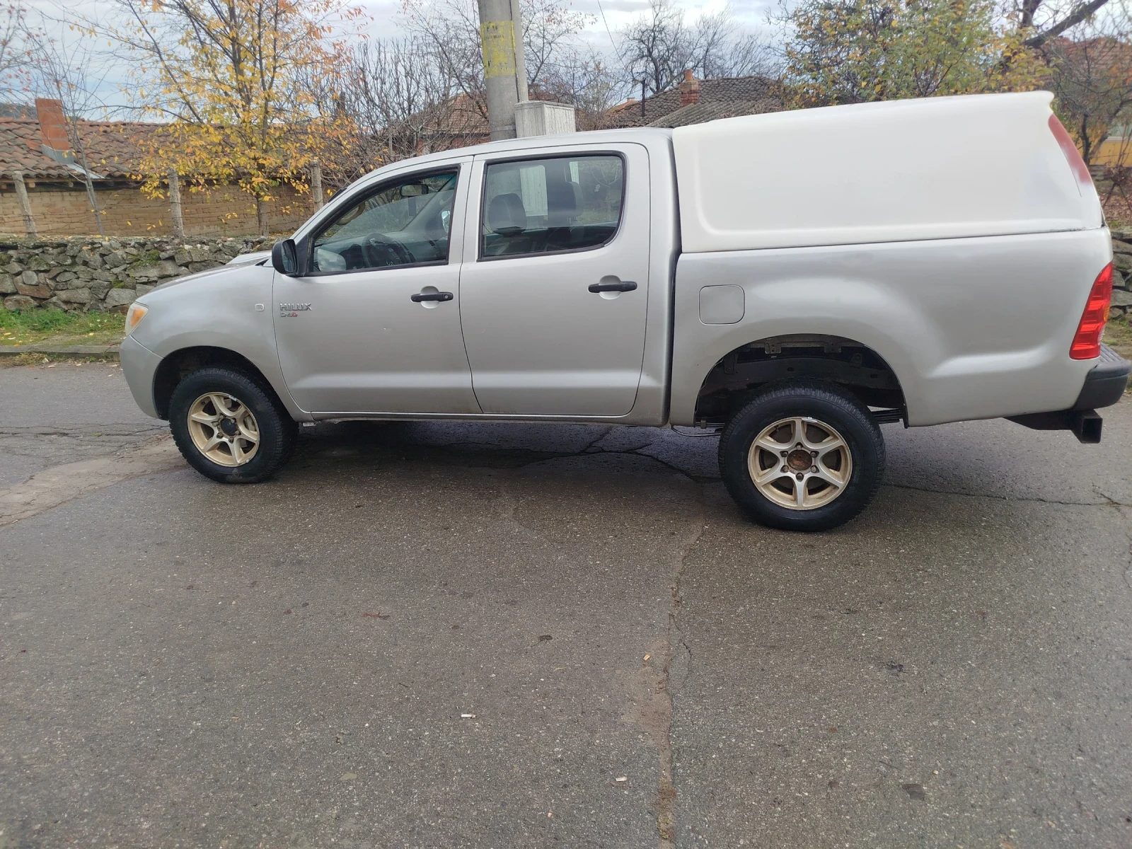 Toyota Hilux ЛЯВ Без Изгнило, снимка 1