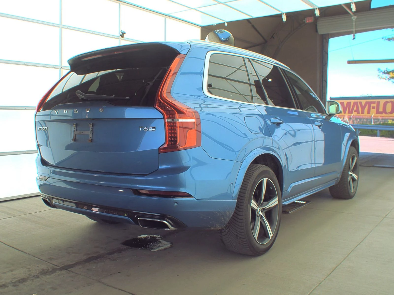 Volvo Xc90 2017 Volvo XC90 T6 R-Design 7-Passenger - изображение 7