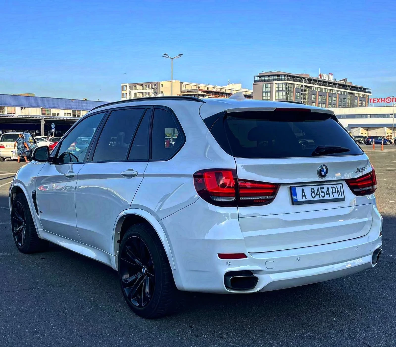 BMW X5 BMW 3, 5i / M - Paket / 360 камера / Газ  - изображение 5