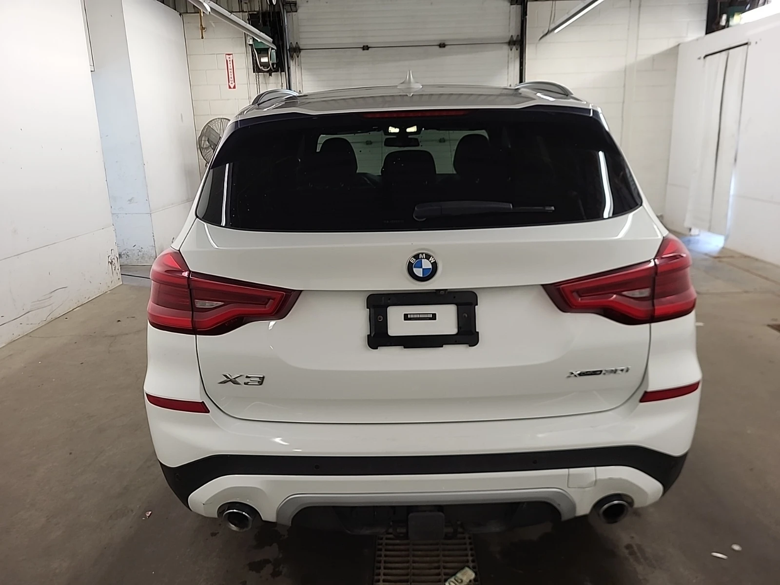 BMW X3 30i * CARFAX * АвтоКредит * Цена до България*  - изображение 6