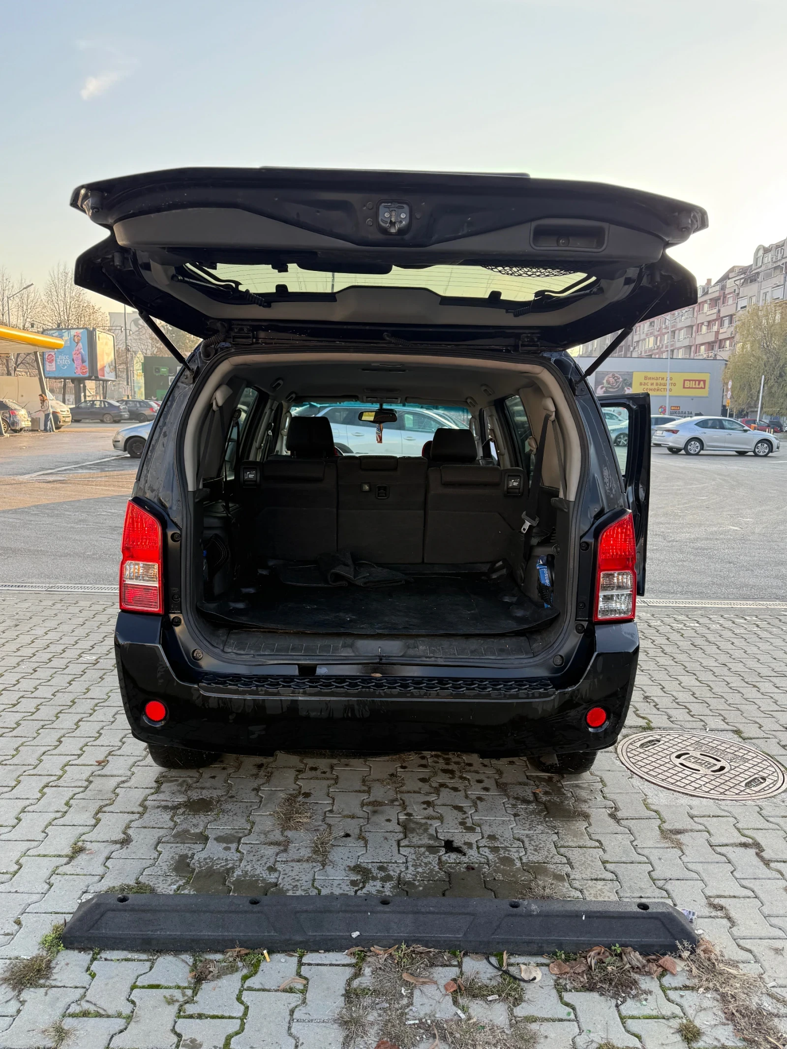 Nissan Pathfinder  - изображение 9