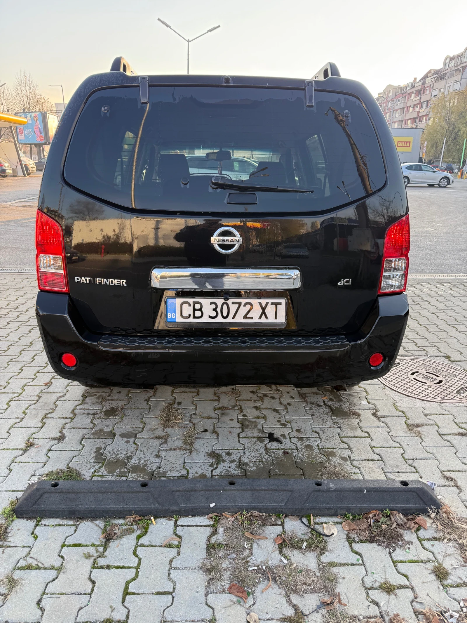 Nissan Pathfinder  - изображение 4