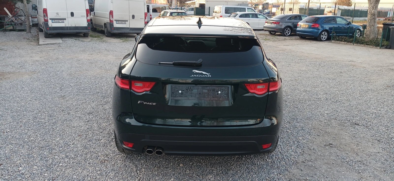 Jaguar F-PACE EXCLUSIVE/КОЖА/НАВИ/ЛЕД/БГ меню/НОВА! - изображение 4