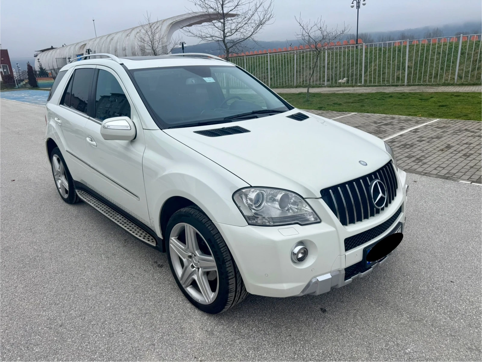 Mercedes-Benz ML 350 AMG Facelift 4MATIC * FULL, снимка 10 - Автомобили и джипове - 54134981
