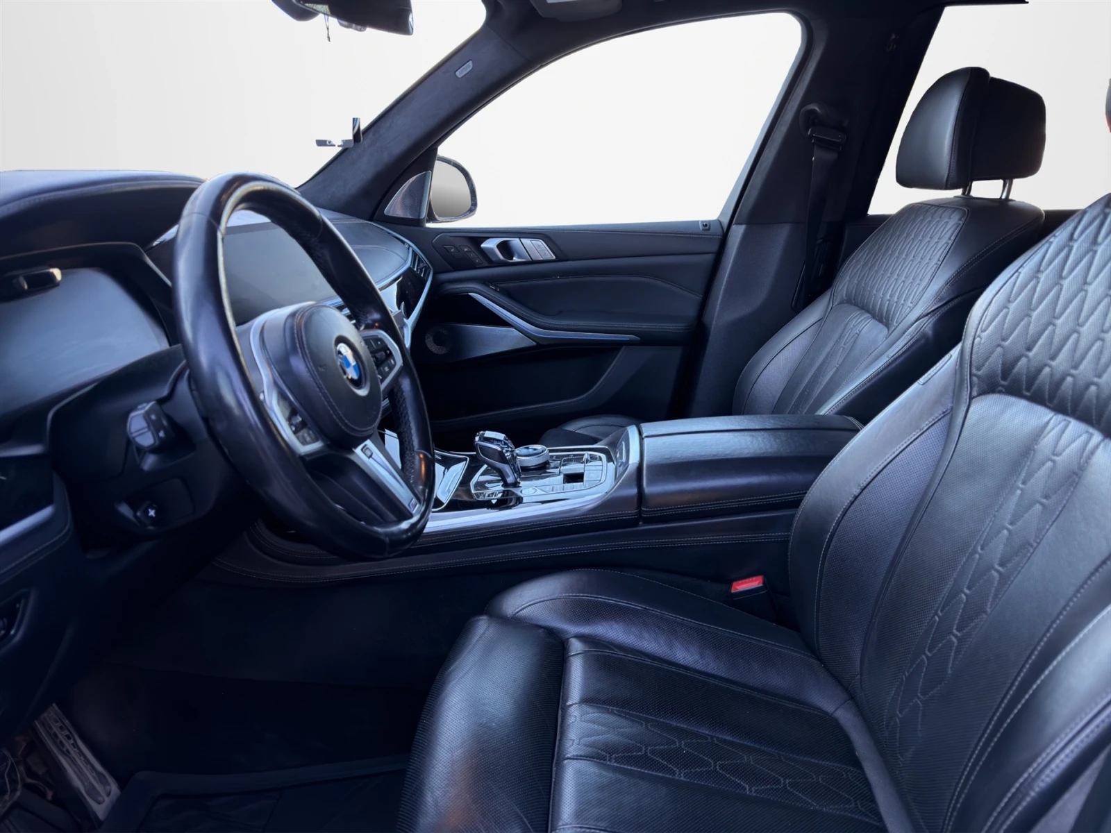 BMW X7 xDrive40d, снимка 6 - Автомобили и джипове - 54139084