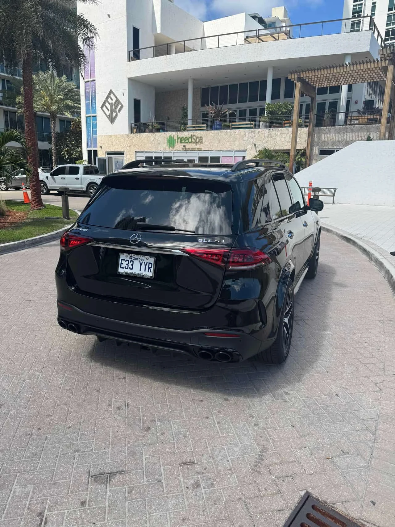 Mercedes-Benz GLE 53 4MATIC AMG/ДИСТРОНИК/ОБДУХВАНЕ/BURMESTER, снимка 3 - Автомобили и джипове - 54212981