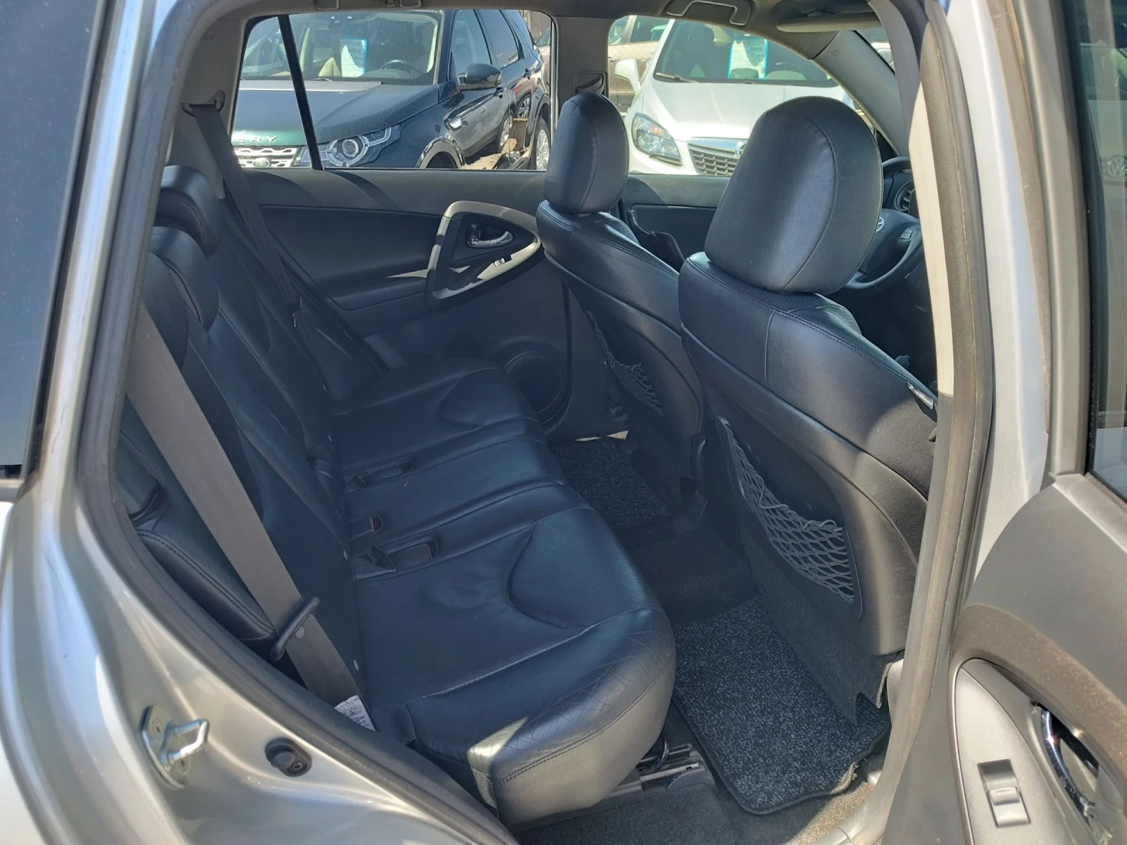 Toyota Rav4 2.2W4W 150кс., снимка 11 - Автомобили и джипове - 54389647