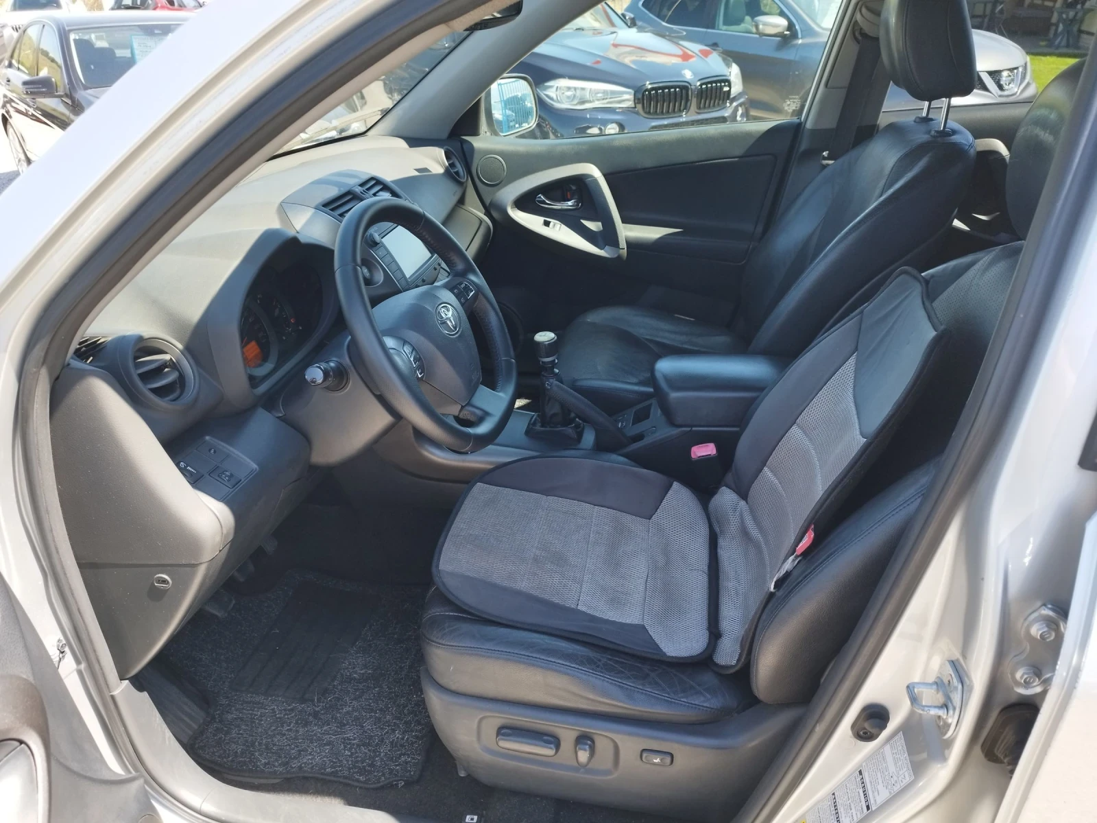 Toyota Rav4 2.2W4W 150кс., снимка 8 - Автомобили и джипове - 54389647