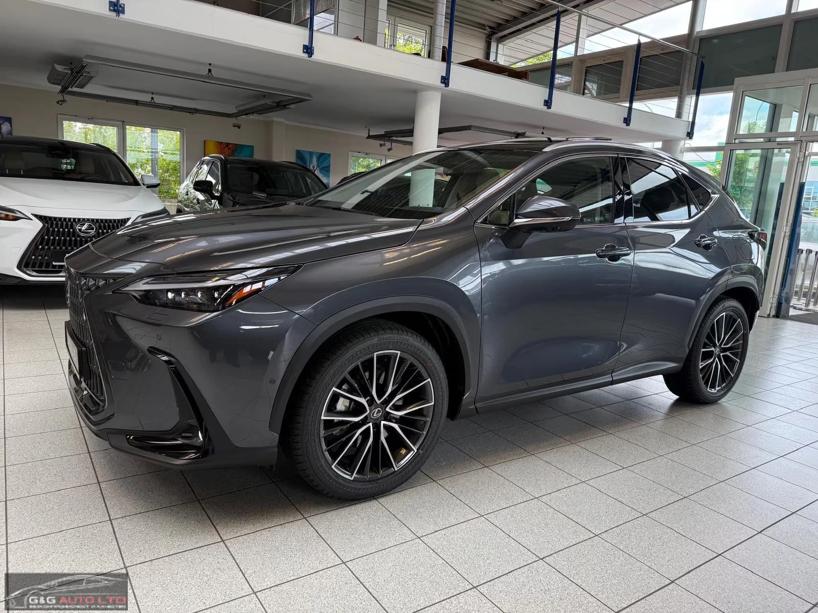 Lexus NX 450 h+ /4X4/292HP/LUXURY/360/PANO/M.LEV/HUD/MEMO/444q
