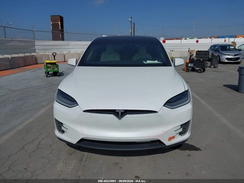 Tesla Model X Long Range Dual Motor All-Wheel Drive/Long Range P, снимка 13 - Автомобили и джипове - 55104202