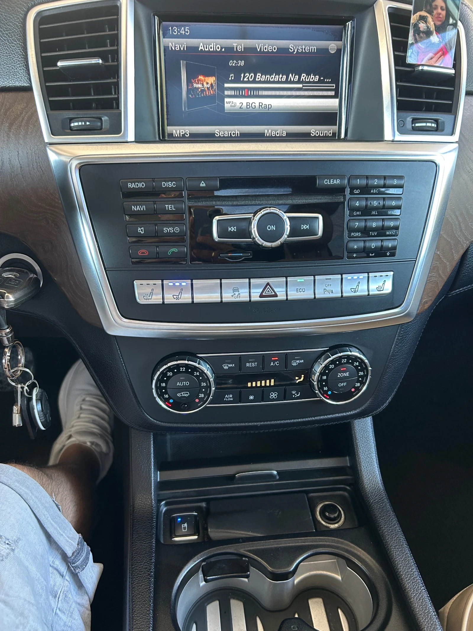 Mercedes-Benz ML 350 AMG Line   258 к.с.   ПАНОРАМА   AIRMATIC   DISTRO, снимка 11 - Автомобили и джипове - 56132264