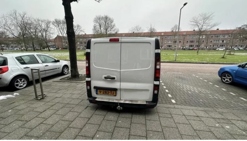 Nissan NV300, снимка 4 - Бусове и автобуси - 53580042