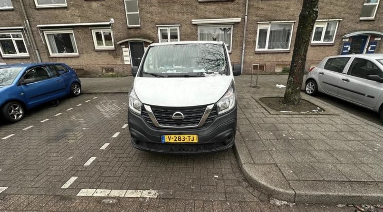 Nissan NV300  - изображение 6