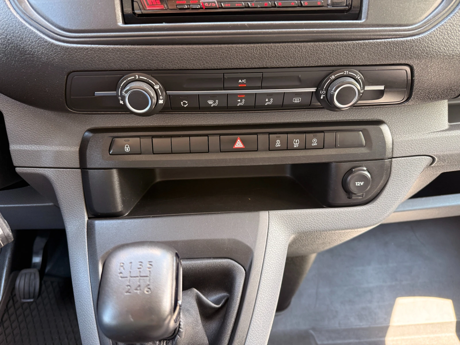 Citroen Jumpy 1.6HDI 8+ 1 МЕСТА; EUR0 6;KLIMA;TUV;GERMANY, снимка 12 - Бусове и автобуси - 54653355