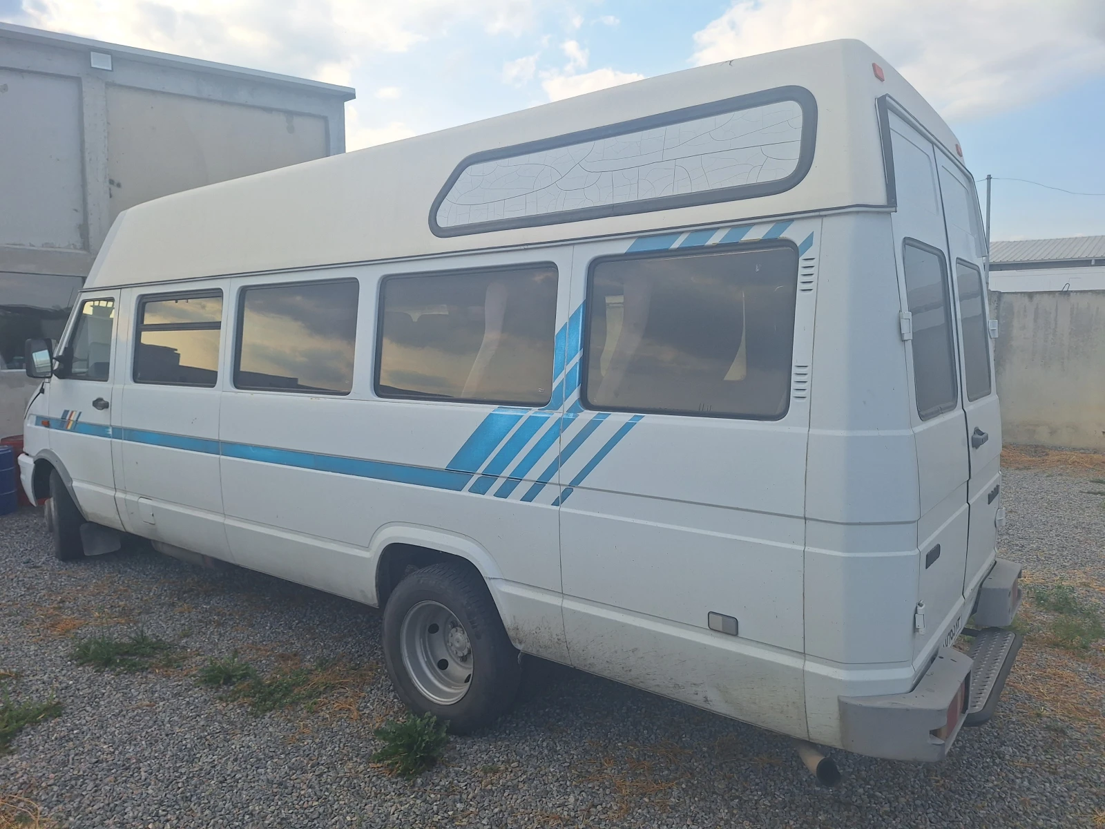 Iveco 4510, снимка 4 - Бусове и автобуси - 56537086