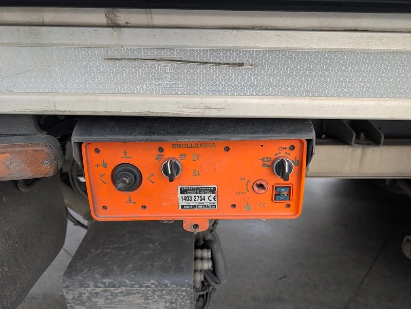 Daf Lf Lamberet + борд, снимка 8 - Камиони - 52668081