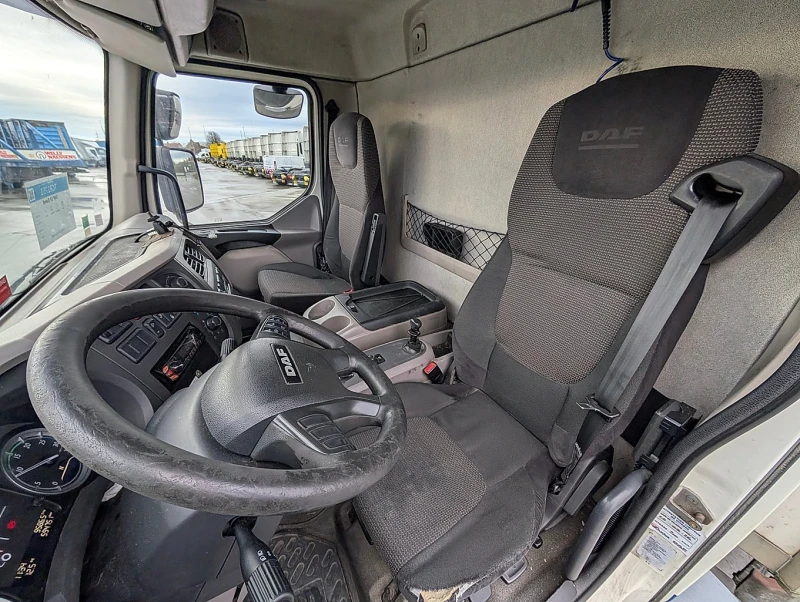 Daf Lf Lamberet + борд, снимка 11 - Камиони - 52668081