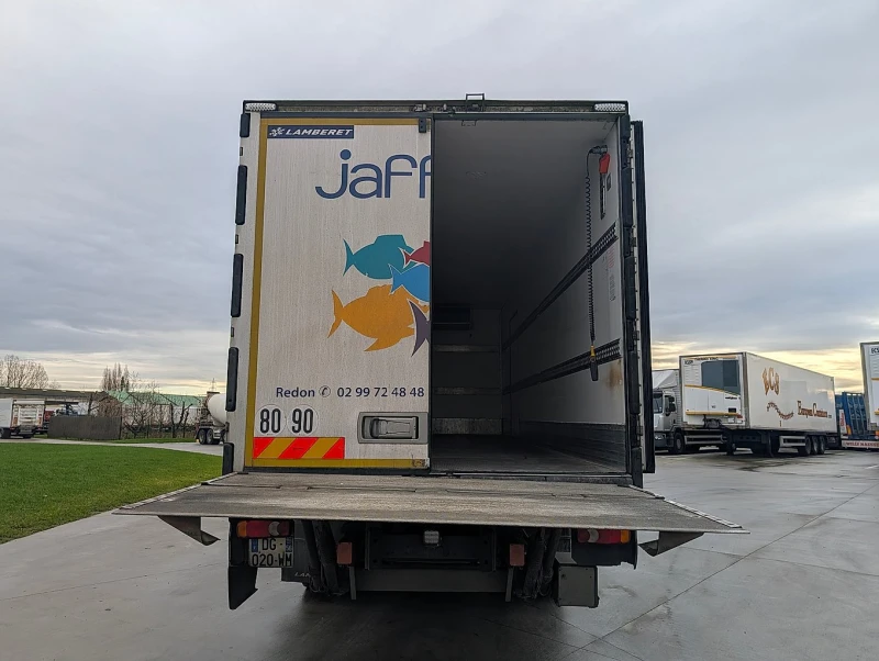 Daf Lf Lamberet + борд, снимка 7 - Камиони - 52668081