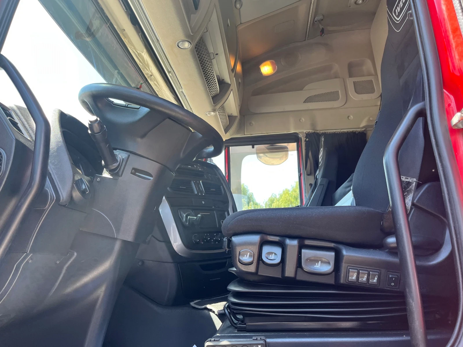 Iveco S-Way  - изображение 10