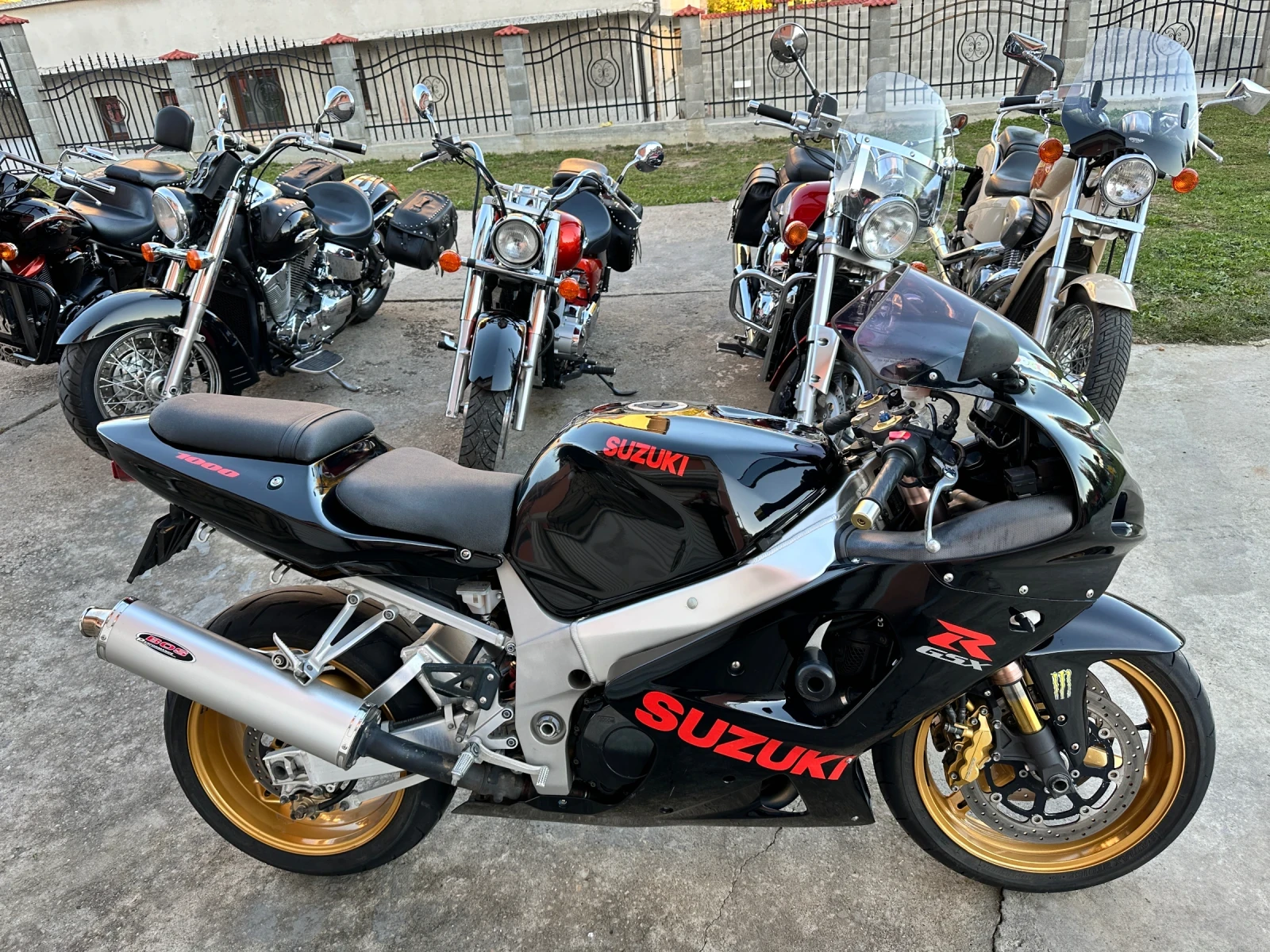 Suzuki Gsxr 1000 - изображение 3