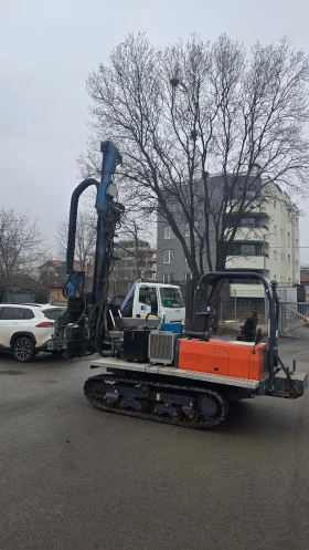 Други специализирани машини Kubota KC250 - машина за набиване на колове, снимка 5 - Индустриална техника - 53683218