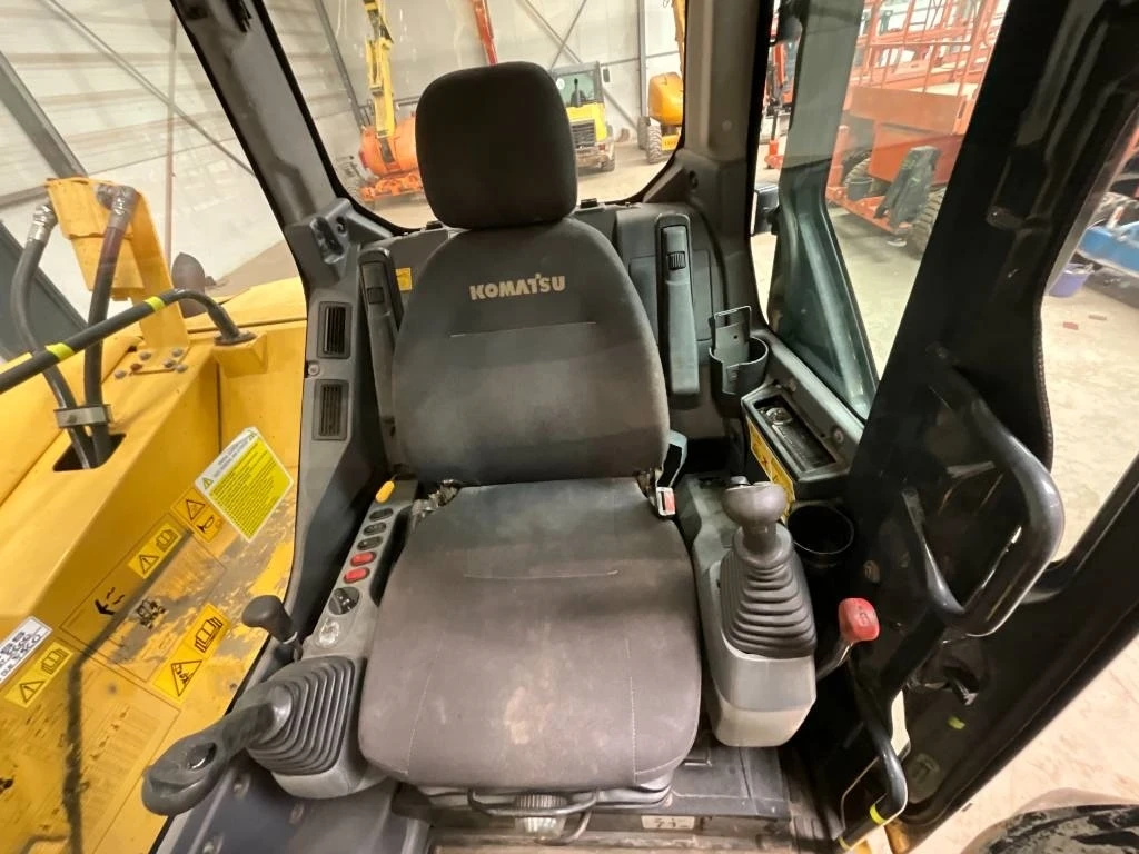Багер Komatsu PW 98 MR-8 - изображение 3