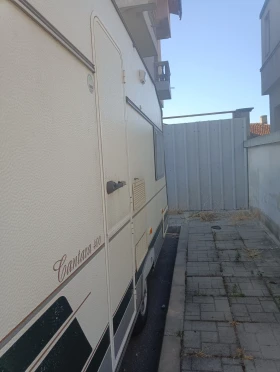 Каравана Chateau 400, снимка 3