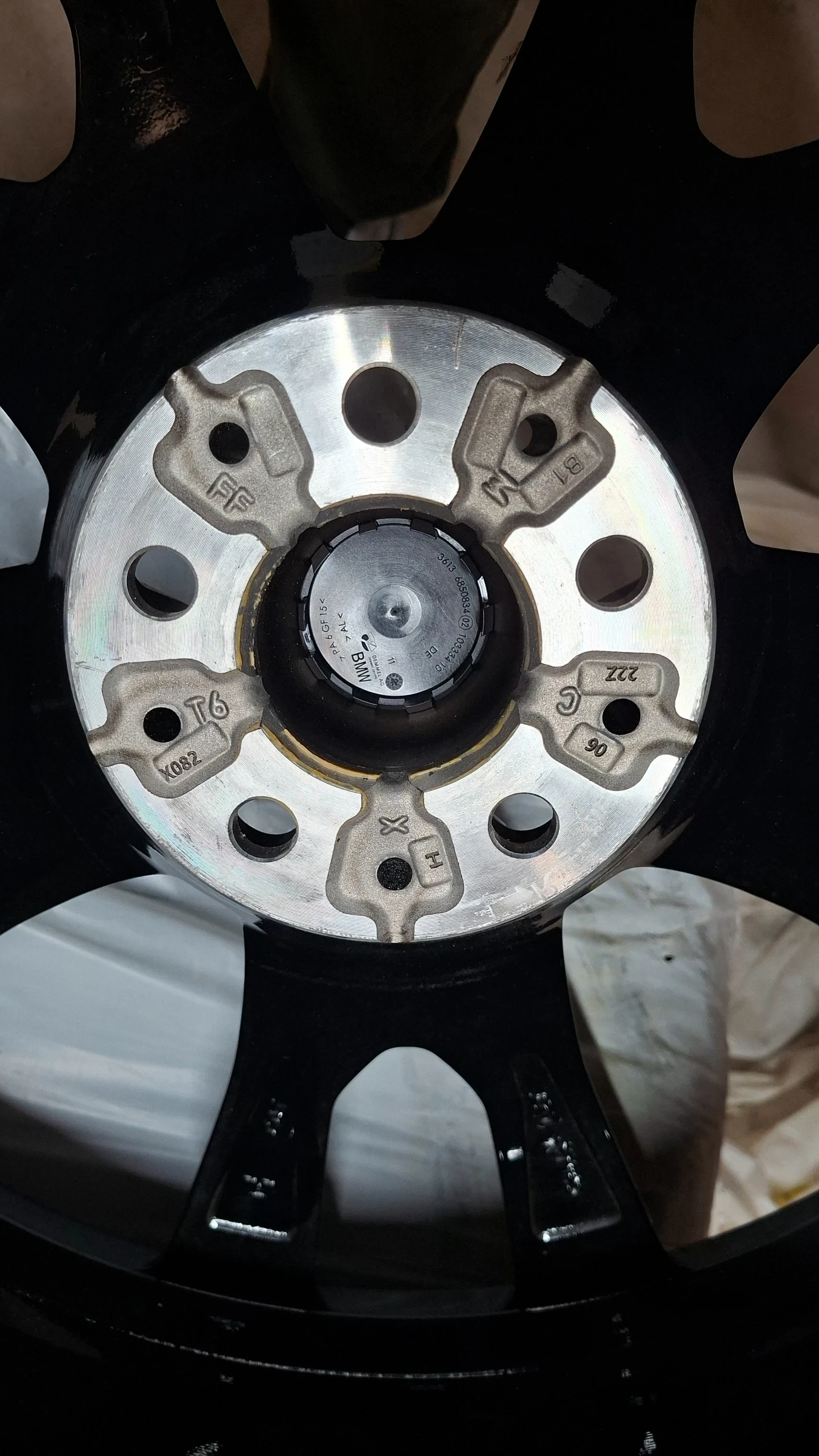 Гуми с джанти Pirelli 335/35R22, снимка 10 - Гуми и джанти - 54648419