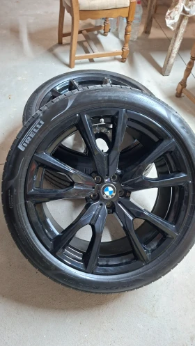 ���� � ������ 335/35R22 �� BMW X7 | Mobile.bg � ����� ������ 7