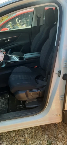 Peugeot 3008 1.5hdi, снимка 6