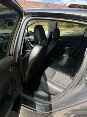 Peugeot 208 Feeline 1.6 eHDI - 6 скорости, снимка 6
